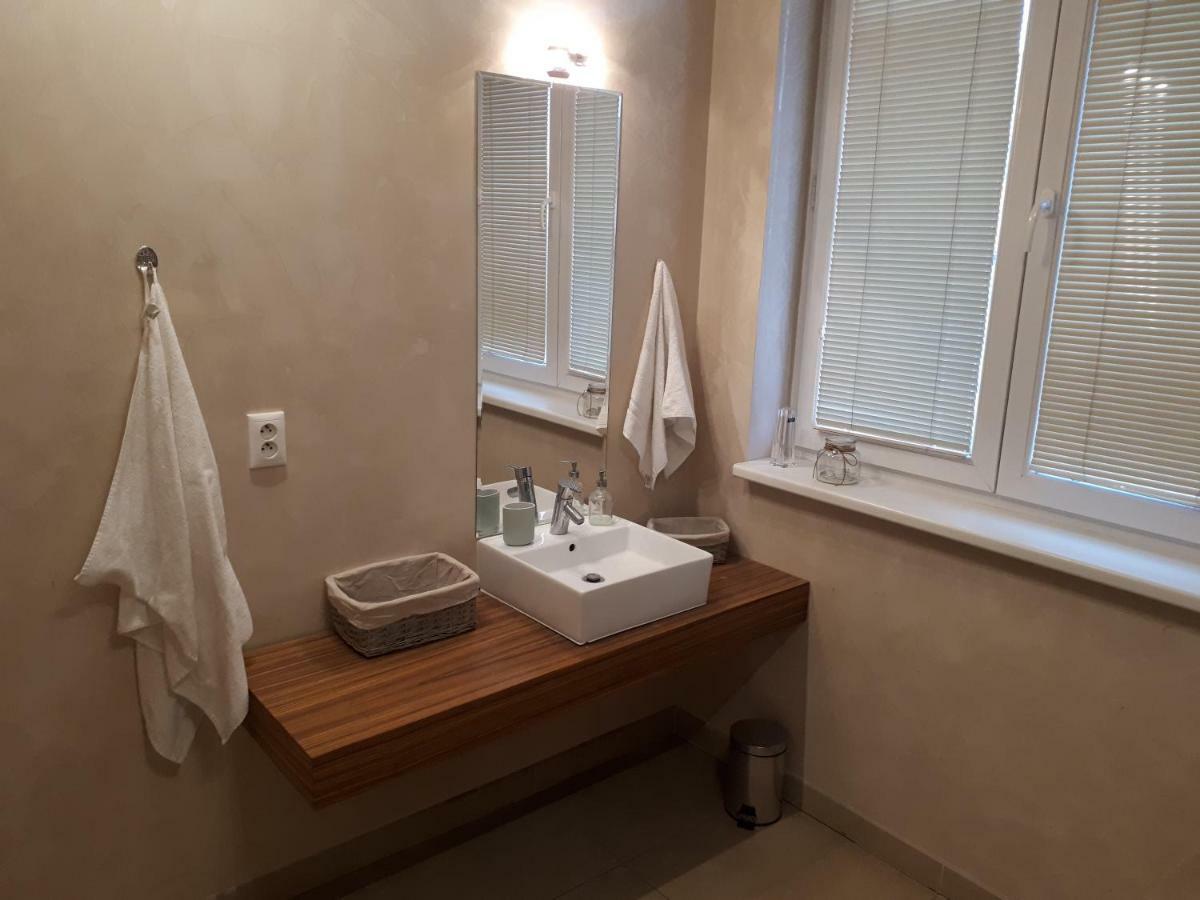 Utulny Apartman V Bratislava 15 Εξωτερικό φωτογραφία