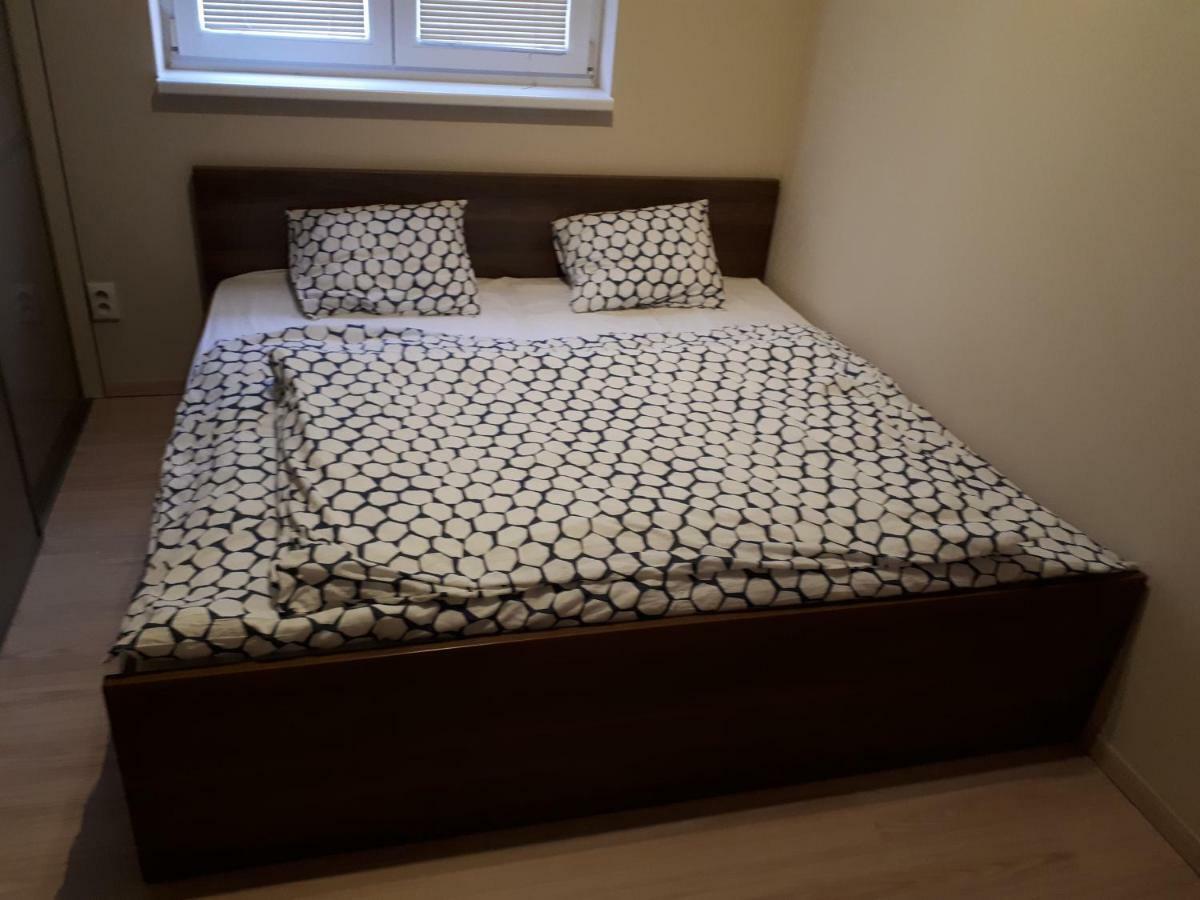 Utulny Apartman V Bratislava 15 Εξωτερικό φωτογραφία